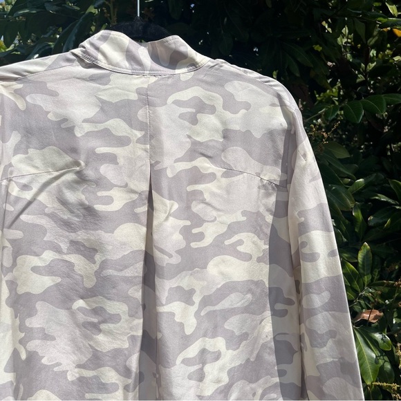 NWT UNRAVEL PROJECT ivory grey silk camo print button up long sleeve shirt - Picture 5 of 9